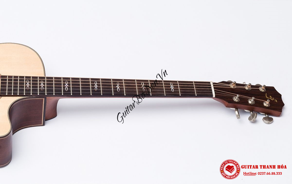 dan-guitar-acoustic-taylor-420---t420-can-dan-mat-truoc